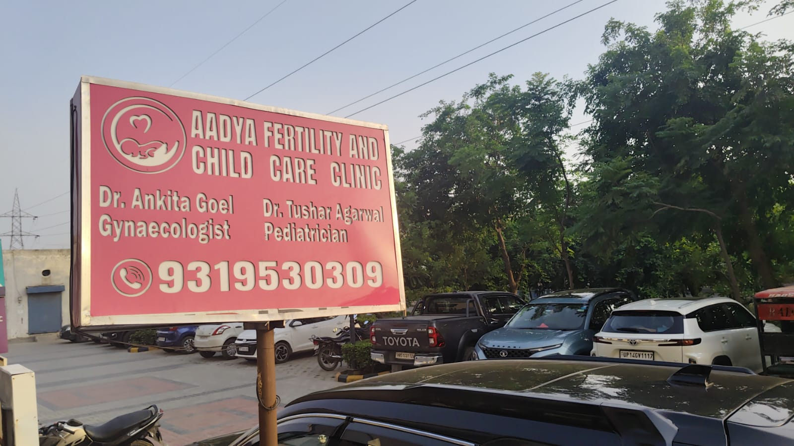  Leading IVF Clinic Gaur City for Couples