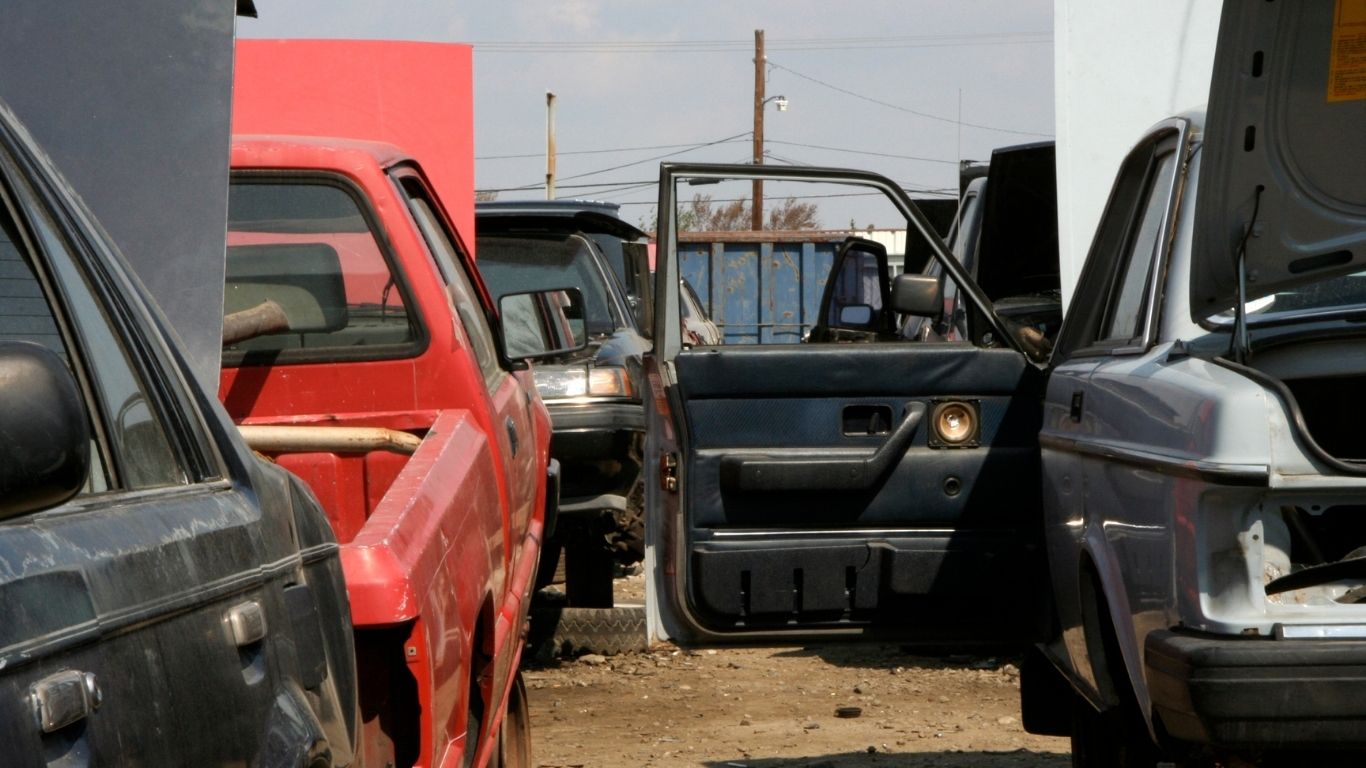  TNT Towing Where Roadside Assistance Meets Reliability