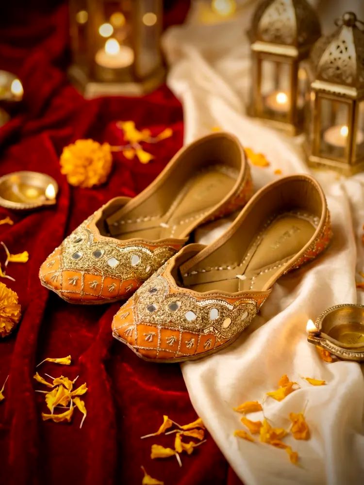  Select Comfortable Punjabi Juttis for Daily Wear with Stylish Elegance that Lasts Long