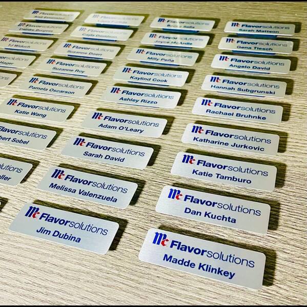  Corporate Gifts & Custom Name Products | Personalized Gifts – Badge Express