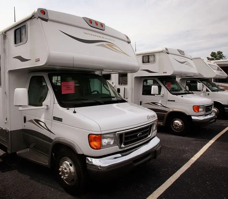  Secure RV Storage in Fenton MI for Every Season