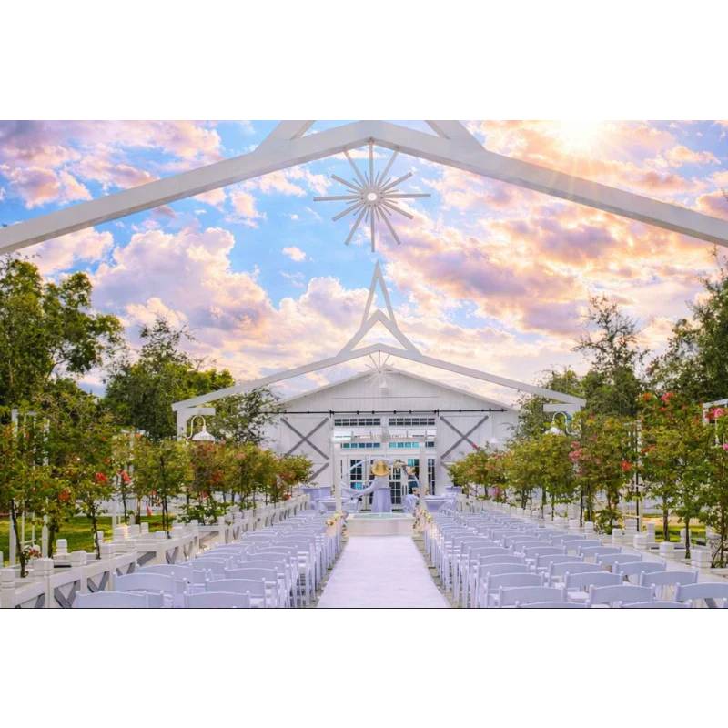  Rustic vs Luxury Wedding Venues in Florida — What's Right for You