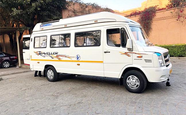  Tempo Traveller in Noida