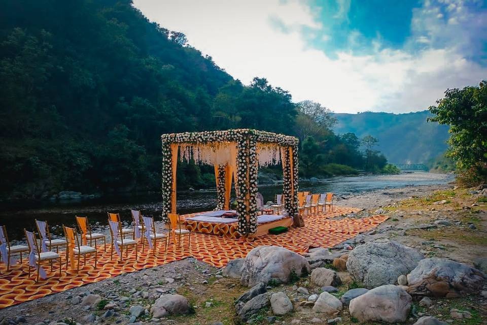  Wedding Venues in Rishikesh for Scenic Wedding Celebrations