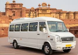  How Does 9 Seater Tempo Traveller in Jaipur Improve Group Travel?