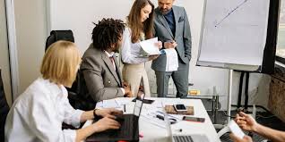  WE ARE HIRING SALES AND MARKETING EXEXCUTIVES