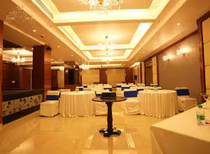  Banquet Halls for Weddings, Parties & Events | Book My Banquets