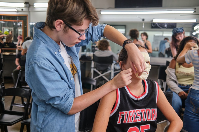  How Much Do Special Effects Makeup Artists Make?