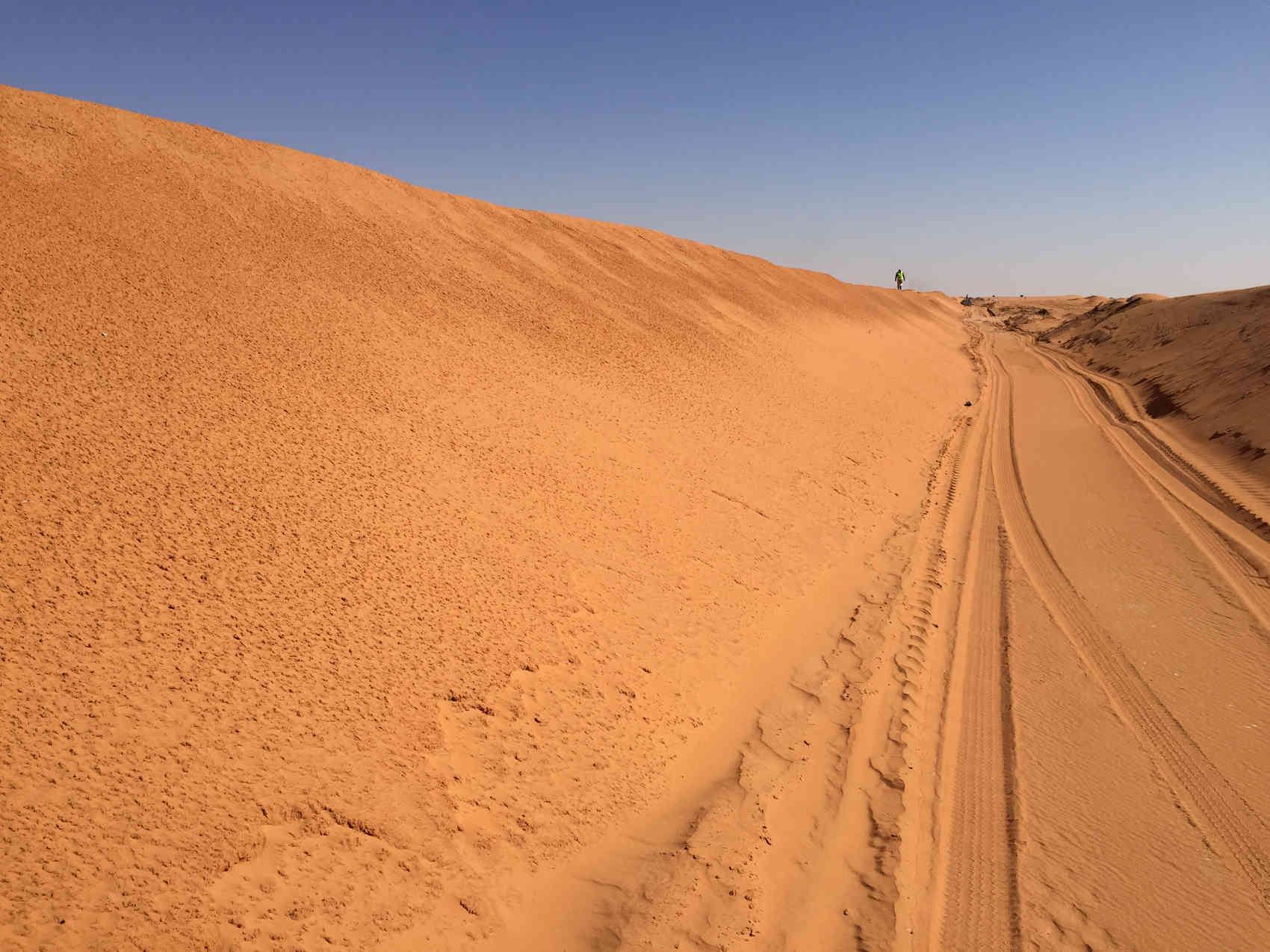  Heavy-Duty Sand and Dust Control Solutions in Saudi Arabia