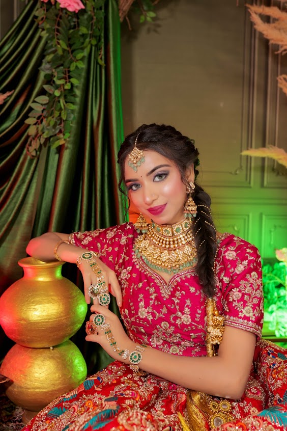  Elegant Makeup Services for Every Occasion in Varanasi