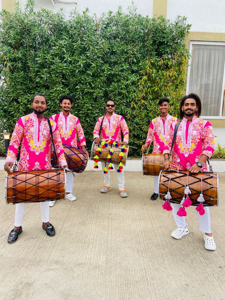  Dhol Players