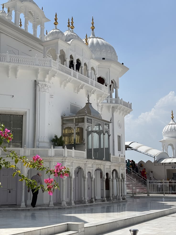  Gurudwaras