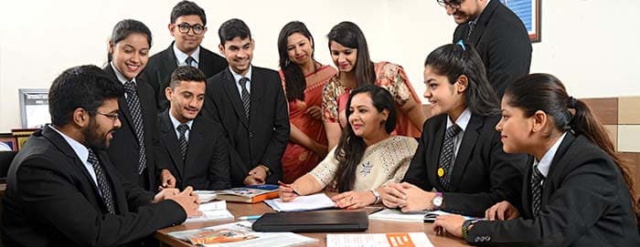  Top Journalism Courses Delhi NCR for Media Careers
