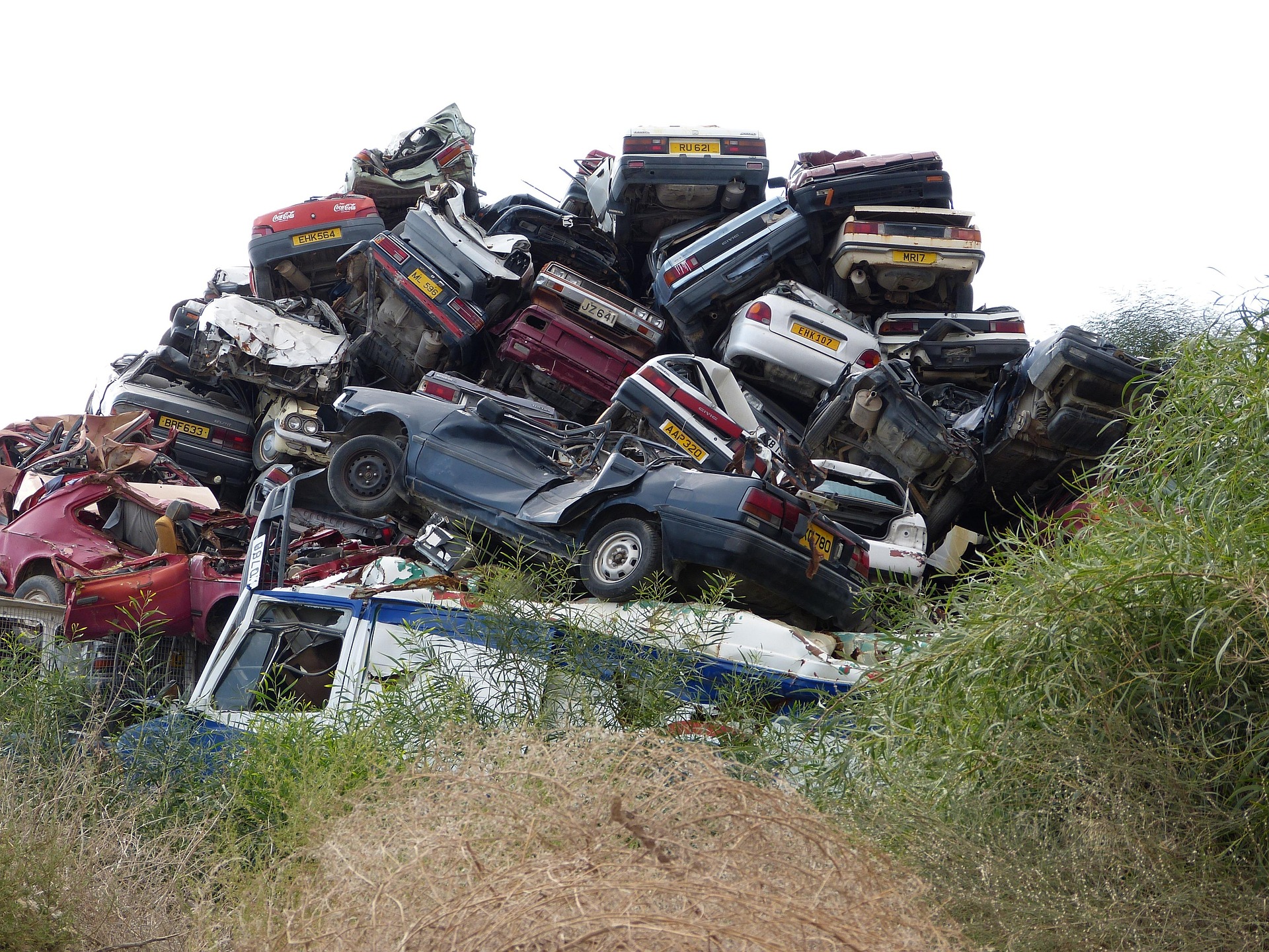  Fast Junk Car Removal with Trusted Local Experts