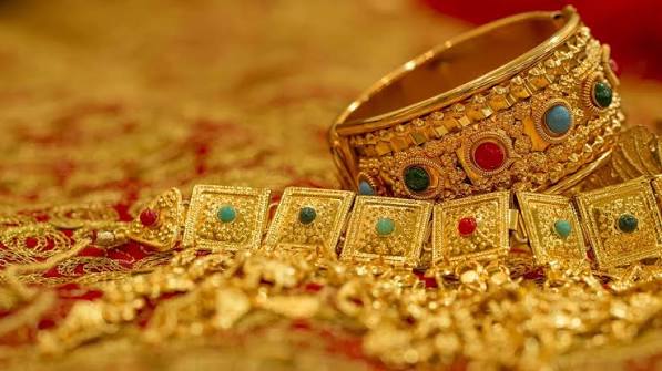  Gold Bangle From Jos Alukkas