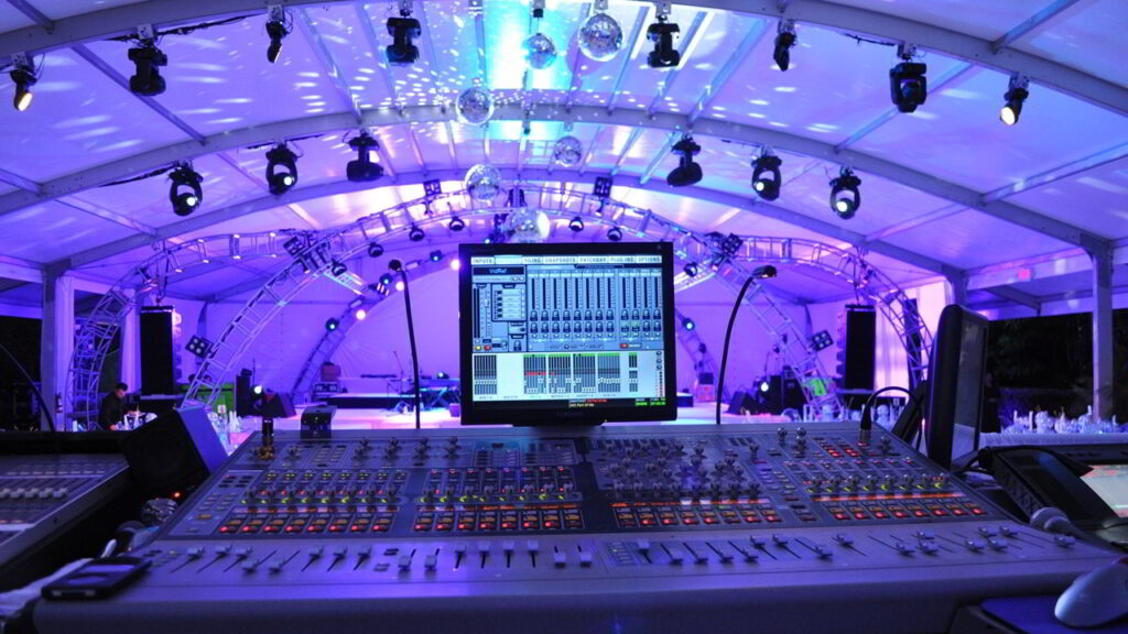  Why Choose Projector Rentals New York City for Your Event?