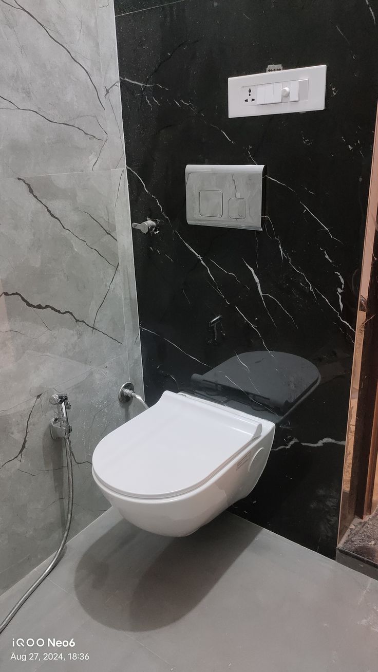  Wall Mounted Commode