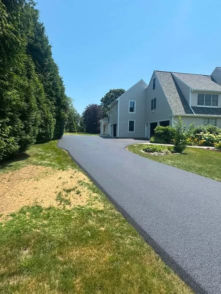  Trusted Asphalt Driveway and Parking Lot Paving Services in Rhode Island