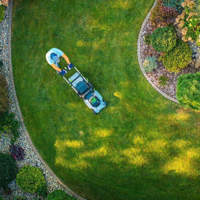  Professional Lawn Care & Maintenance in Gahanna, OH | Tuff Green Lawn