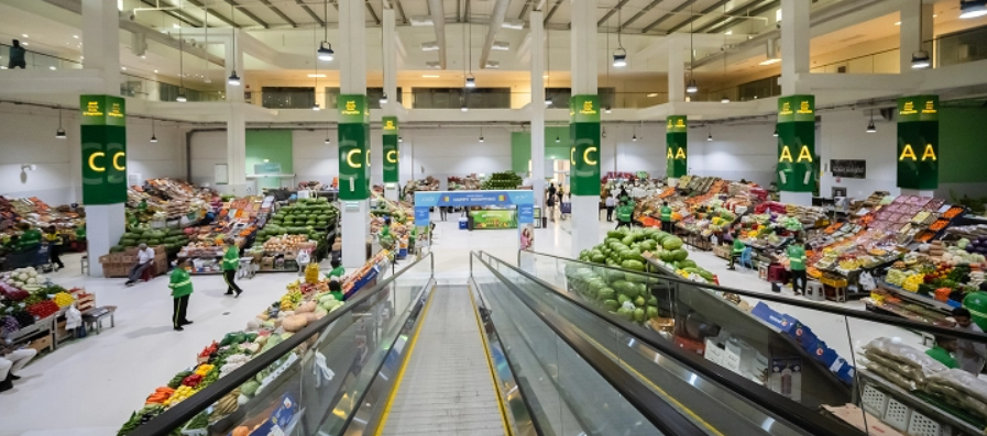  Experience Dubai's Traditional Spice Market
