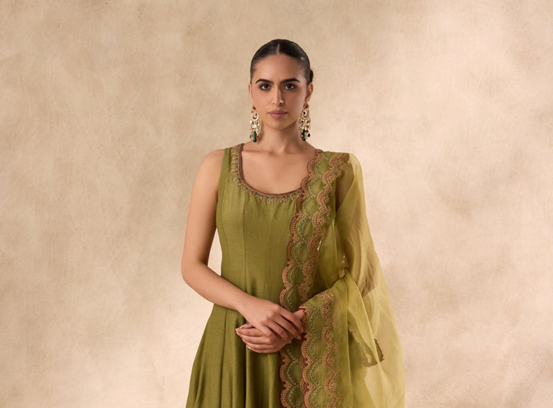  Buy Best Handcrafted Ethnic Wear for Women - The Loom