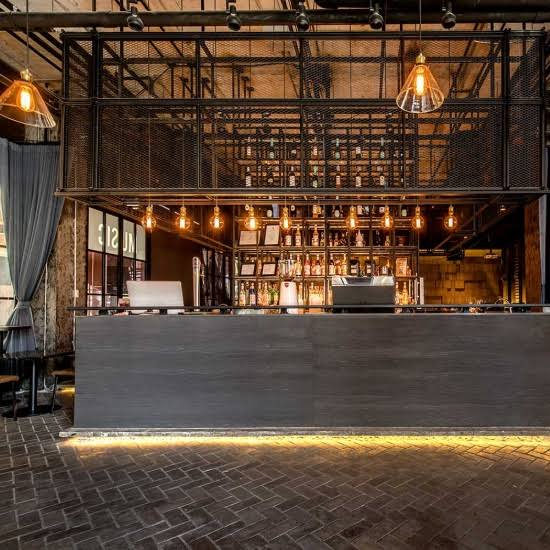  Encimeras para Bares y Restaurantes – Calidad, Diseño y Resistencia