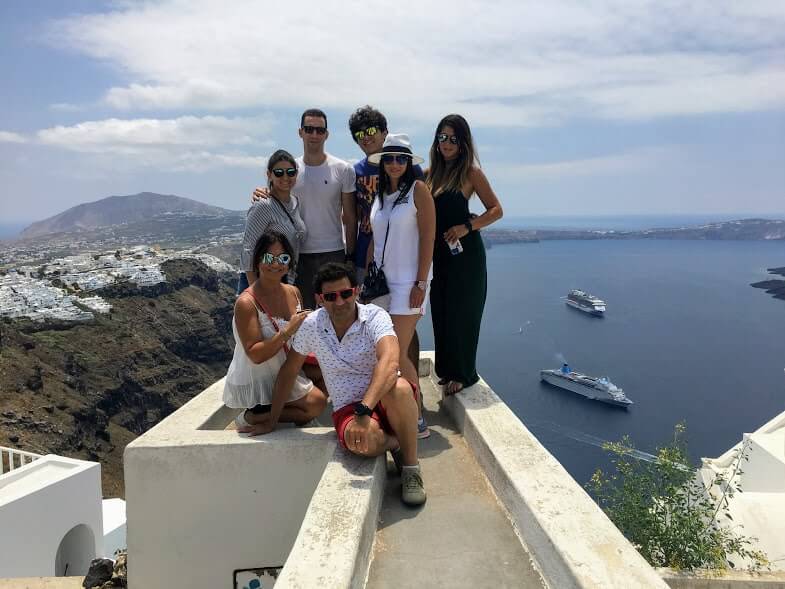  Santorini Private Transfers Services for Comfortable Island Travel