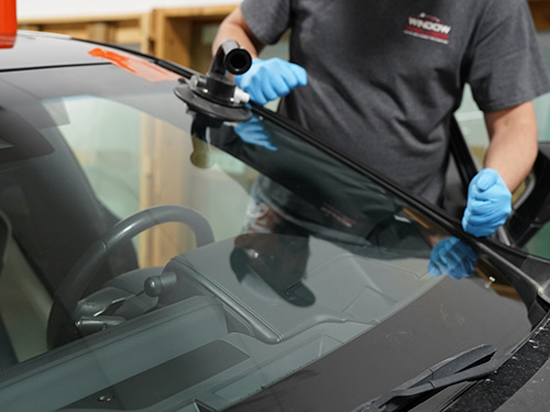  Reliable Auto Glass Repair Services
