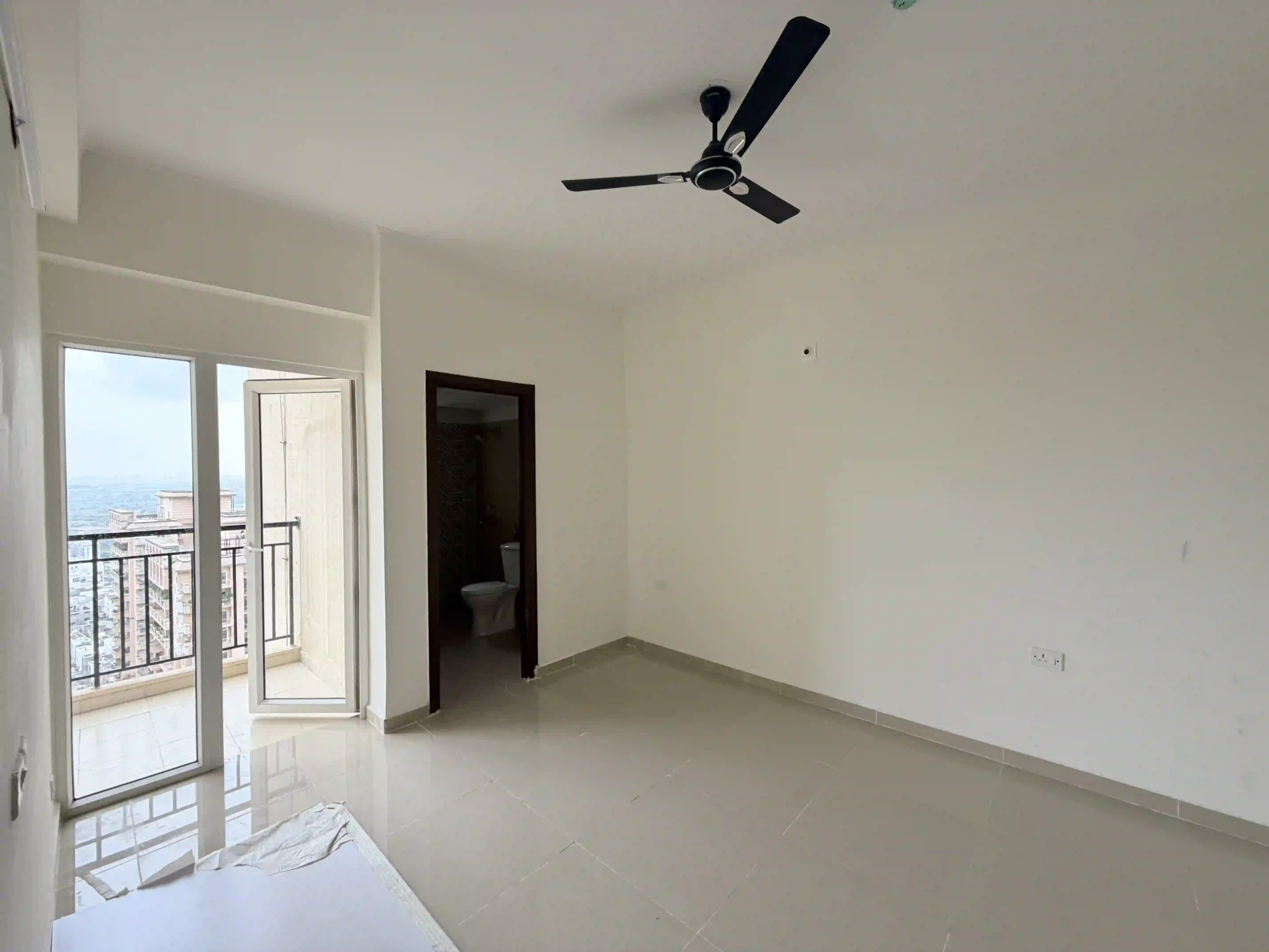  Amrapali Verona Heights Noida Extension – Apartments for Rent
