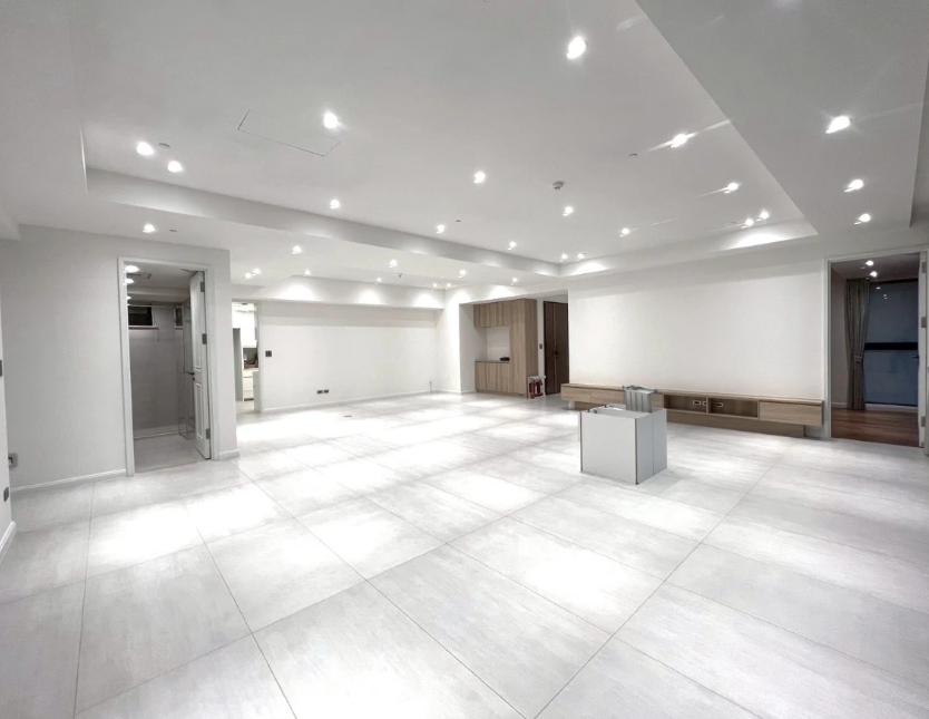  Looking for an apartment to rent in Noida Extension?