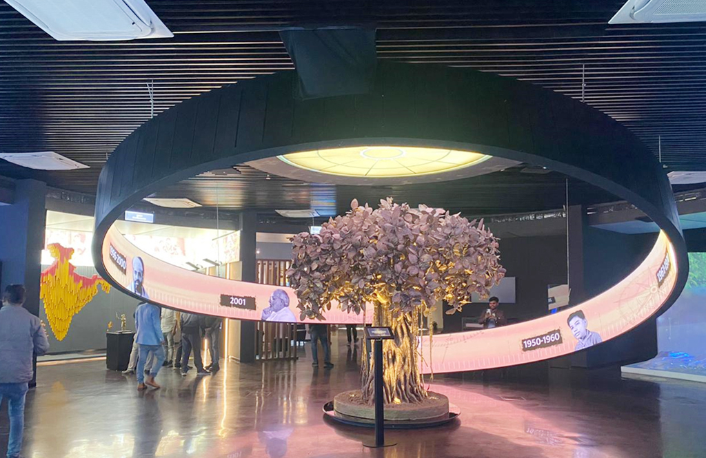  Creative Museum Designers For Engaging Visitor Experiences