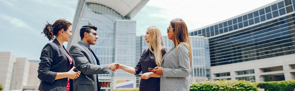  Lifestyle Businesses Spain for a More Flexible Way of Living