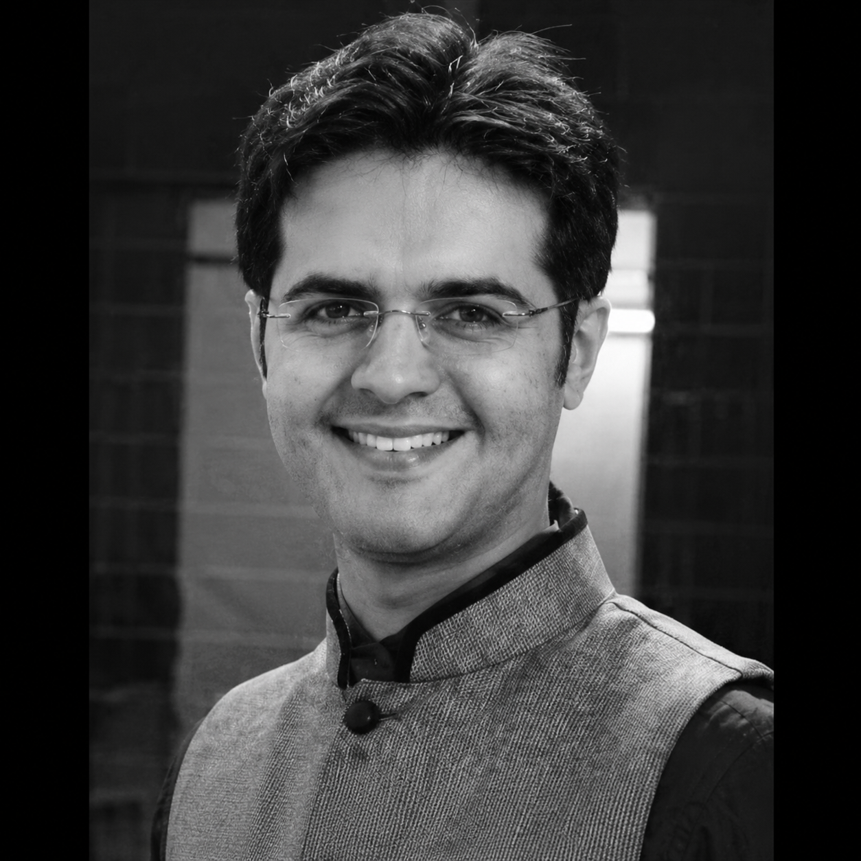  Dr. Hardik Bhangde | Best ortho in Mulund