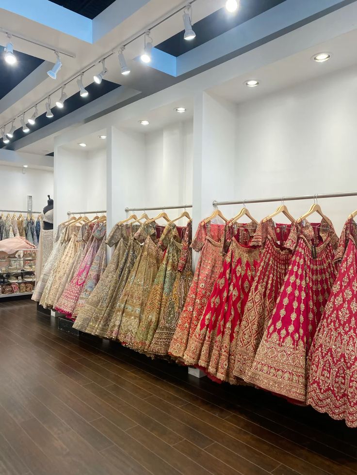  Lehenga Retailers