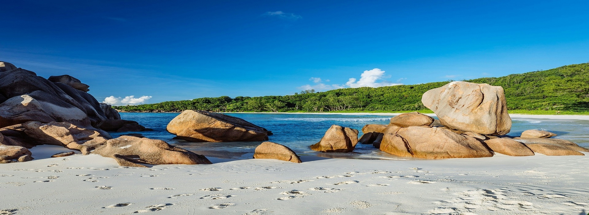 Mauritius: Coastal Glamour & Creole Charm