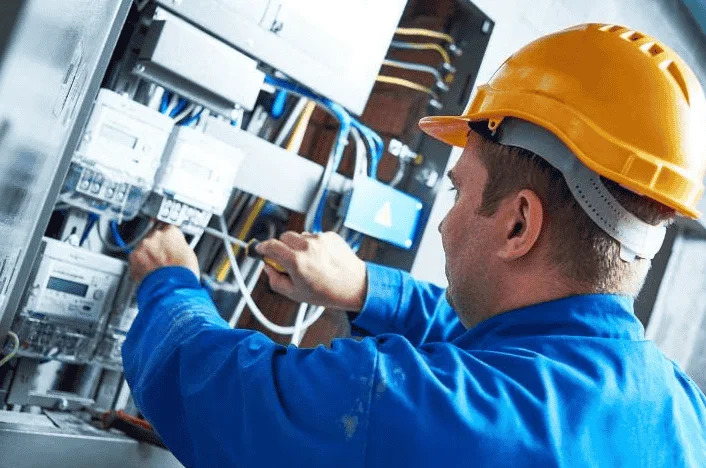  Get Your Electrical Contractors License with Srimas Associate