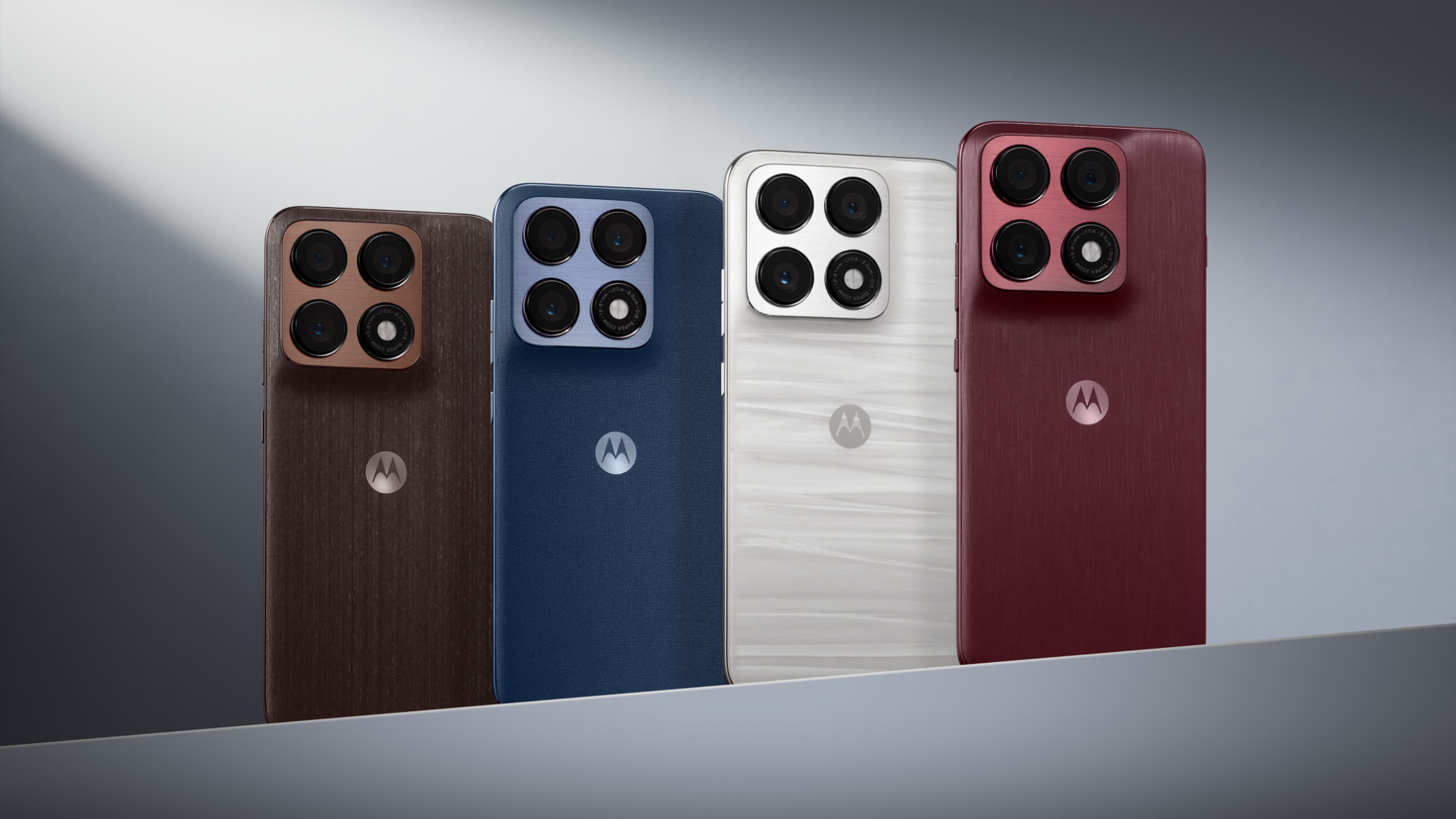  Motorola Edge 70