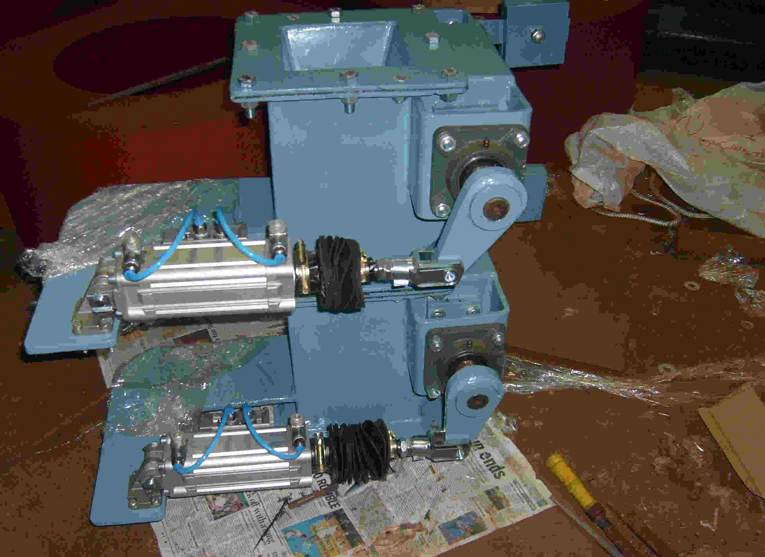  Dependable flow control with double flap valves