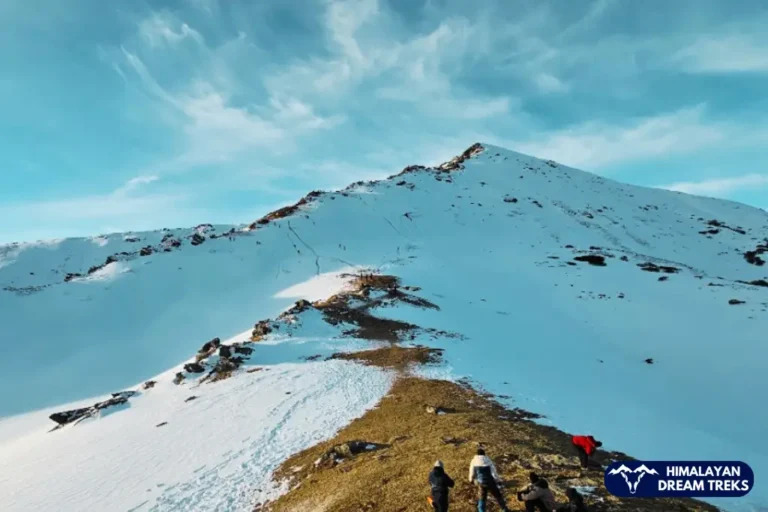  Discover the Himalayas on Kedarkantha Trek with Himalayan Dream Treks