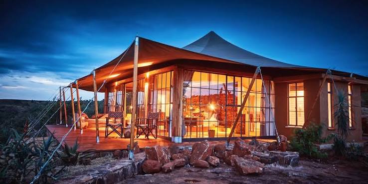  Luxury Safari Lodges Kenya