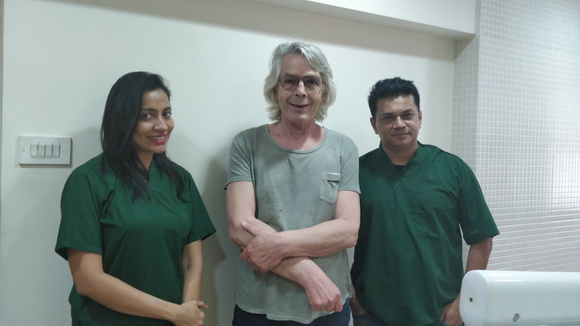  who is the best dentist in andheri