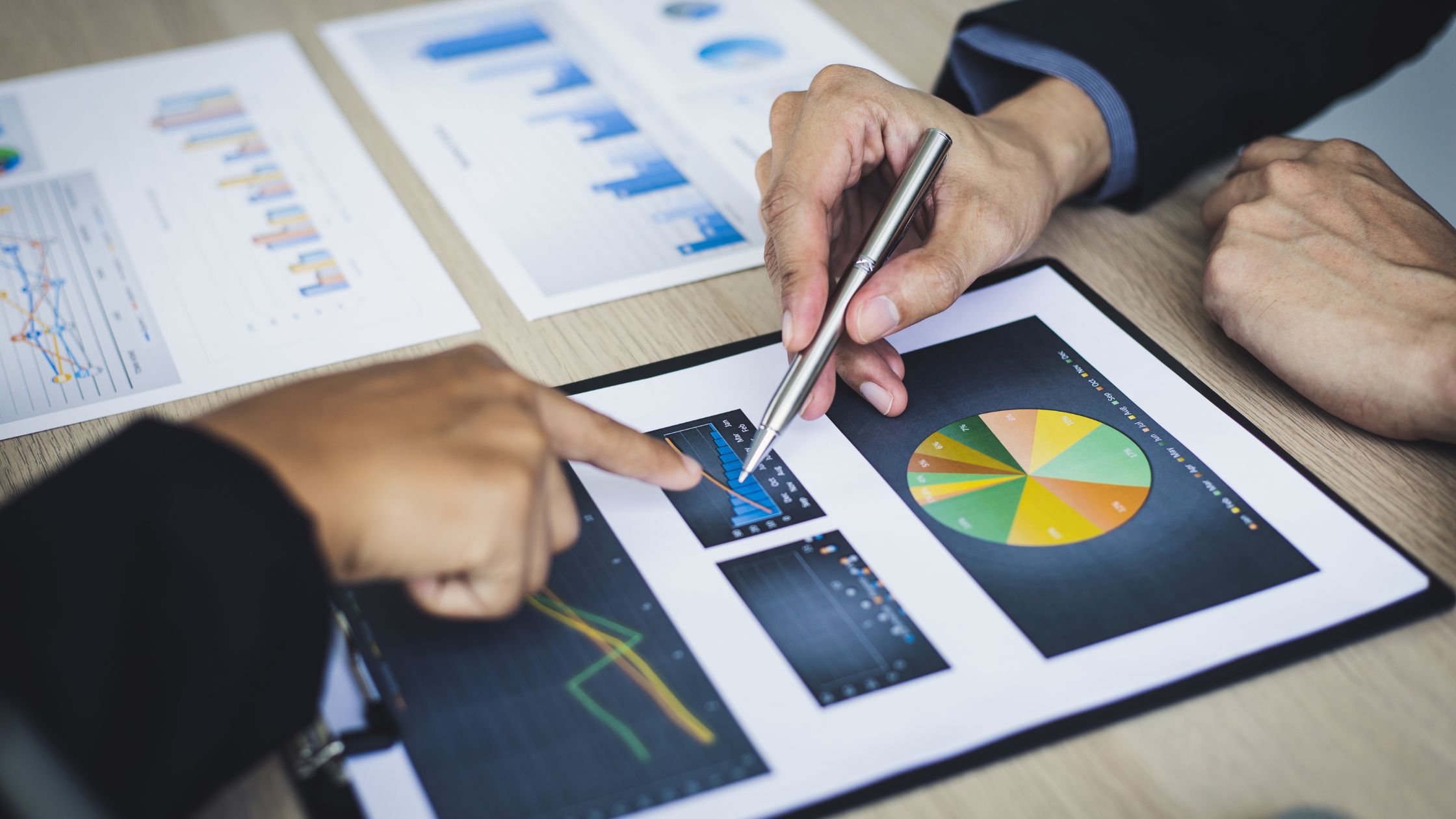  Make Smarter Business Decisions with Business Risk Intelligence India