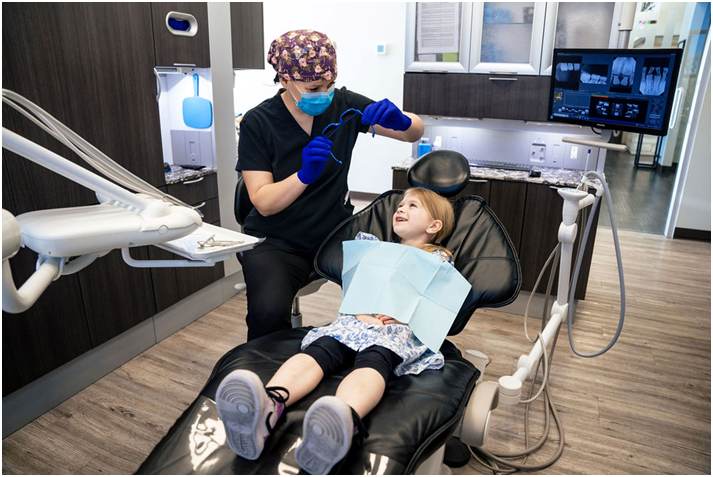  Land O' Lakes Dental Offers Invisalign and Emergency Care