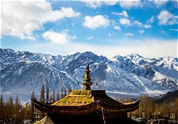 Leisures at Leh Ladakh5 Nights PACKAGE CATEGORY : Group, Best price, Adventure DESTINATIONS COVERED : 3N Leh, 1N Nubra Valley, 1N Pangong