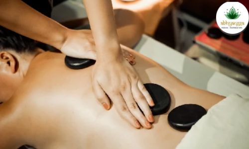  Feel Refreshed with Hot Stone Massage