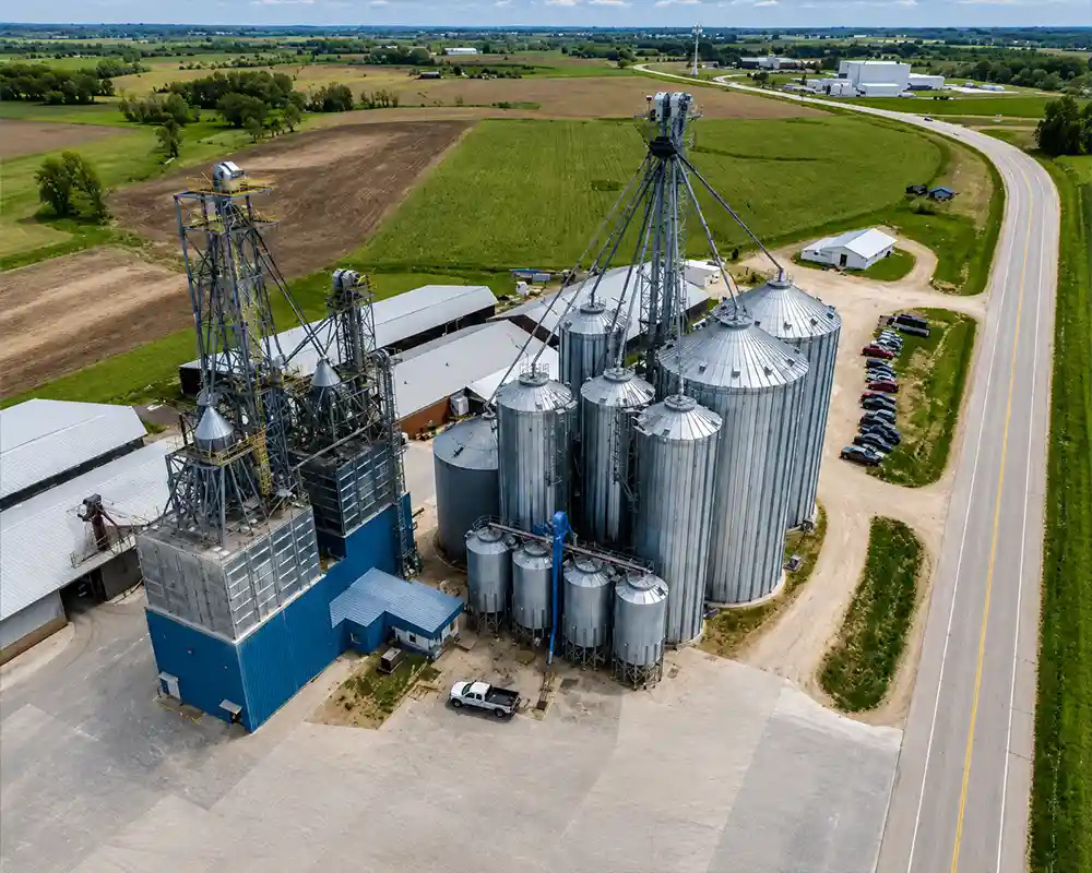  Flat Bottom Silo for Large-Scale Grain Storage