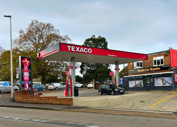  Trusted MOT Centre in Chatham
