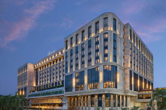  Hotels