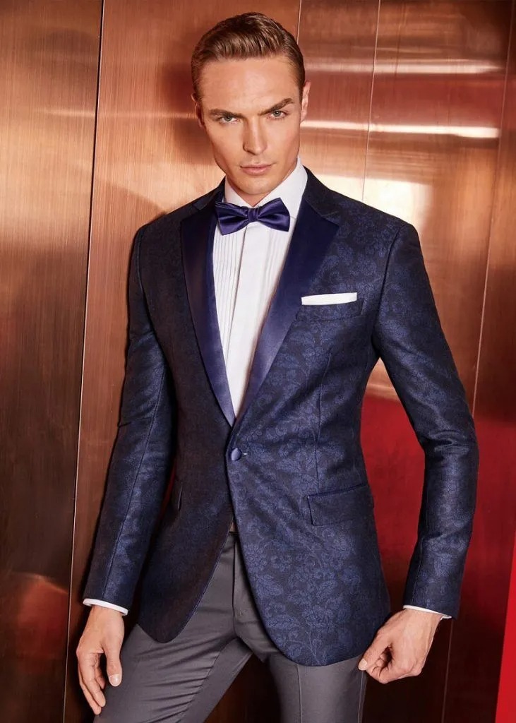  Create a Sharp Look with Bespoke Tailored Suits