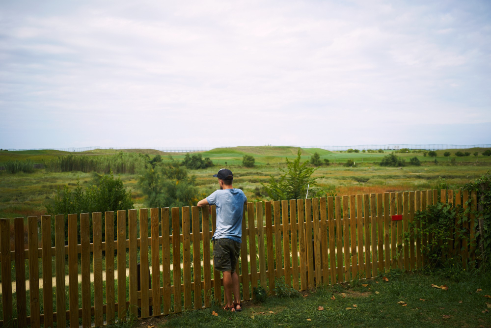  Protect Your Property With a Trusted Fence Contractor